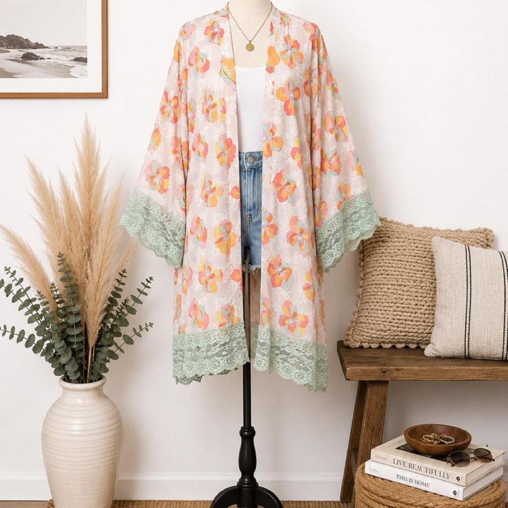 Macbeth Collection by Margaret Josephs Floral Lace Trim Kimono Robe